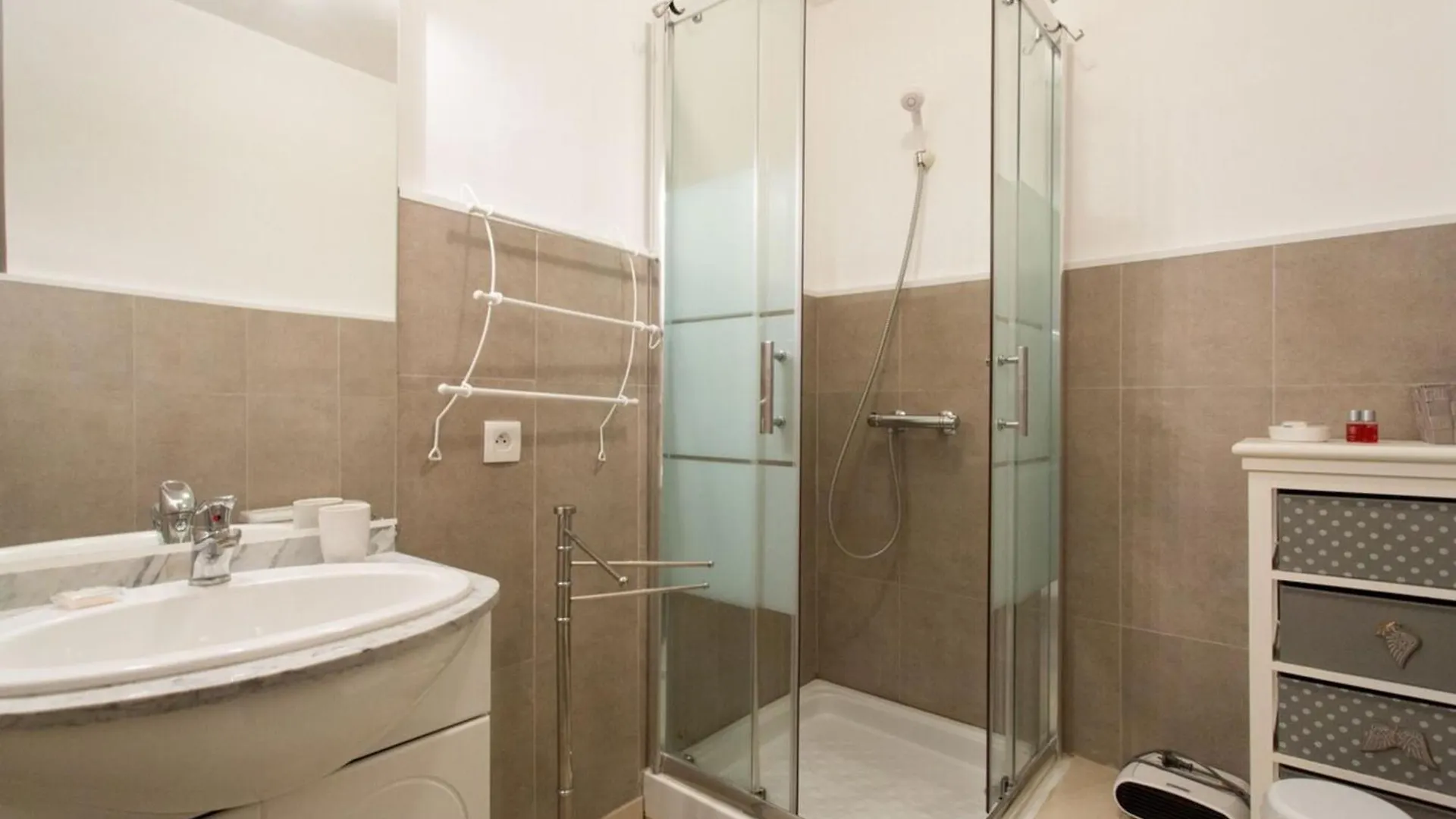 Cannes Croisette Studio 3 Pers Cosy Clim Wifi Pkg Apartment